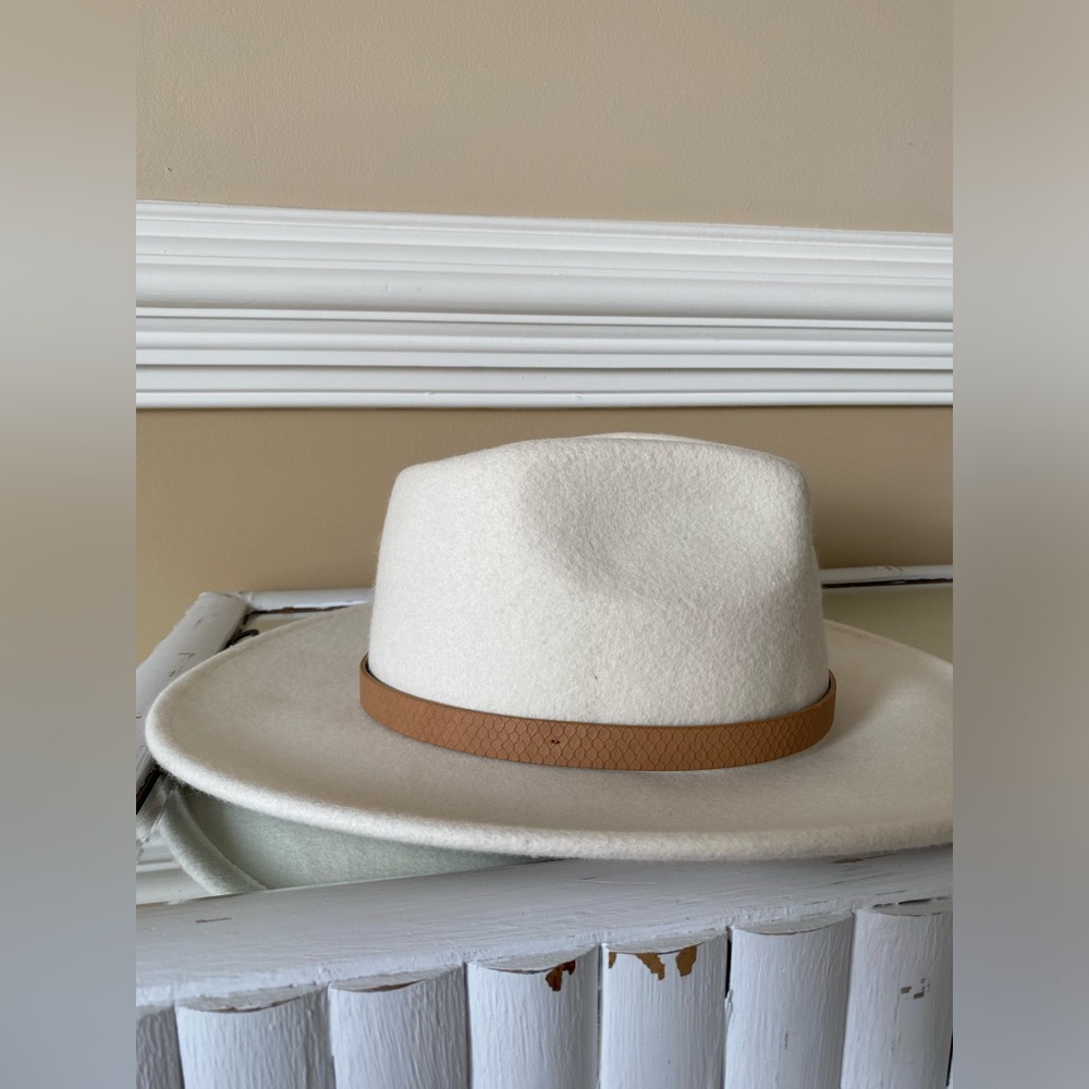 Altar'd State Women’s Hat NWT - Picture 10 of 10